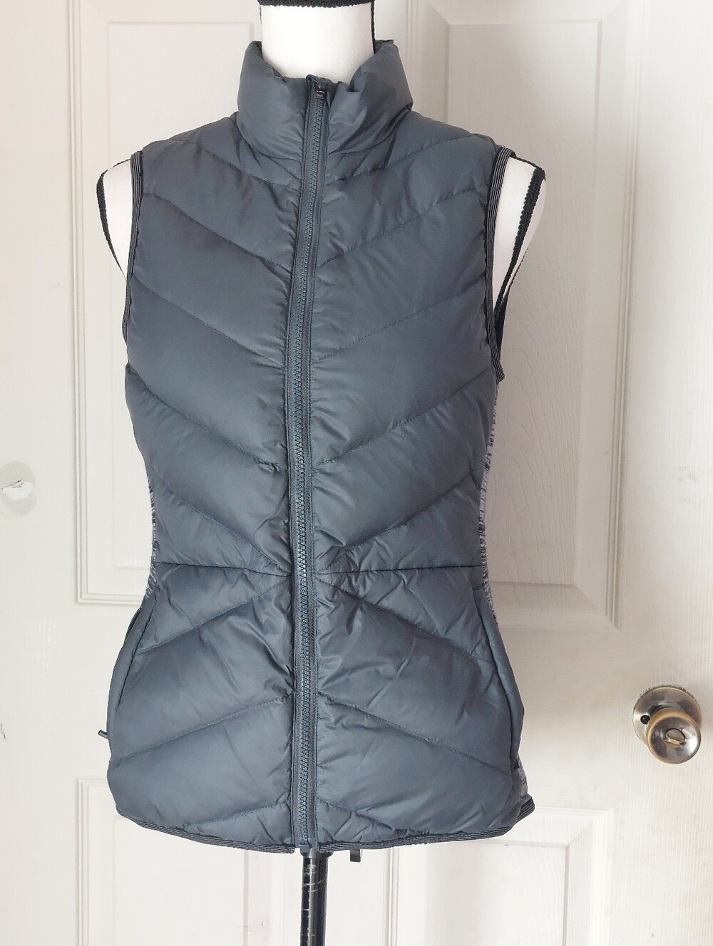MPG SPORT Lightweight Full Zip Quilt Puffer Vest Size M